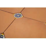 Mexikanische Terrakotta Guadalajara - Achtecke mit farbigen Keramikwürfeln