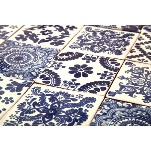 Azul luz - patchwork aus mexikanischen talavera-platten - 30 Stück