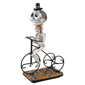 Catrin Ciclista - traditionelle Figur mit Talaver-Motiv