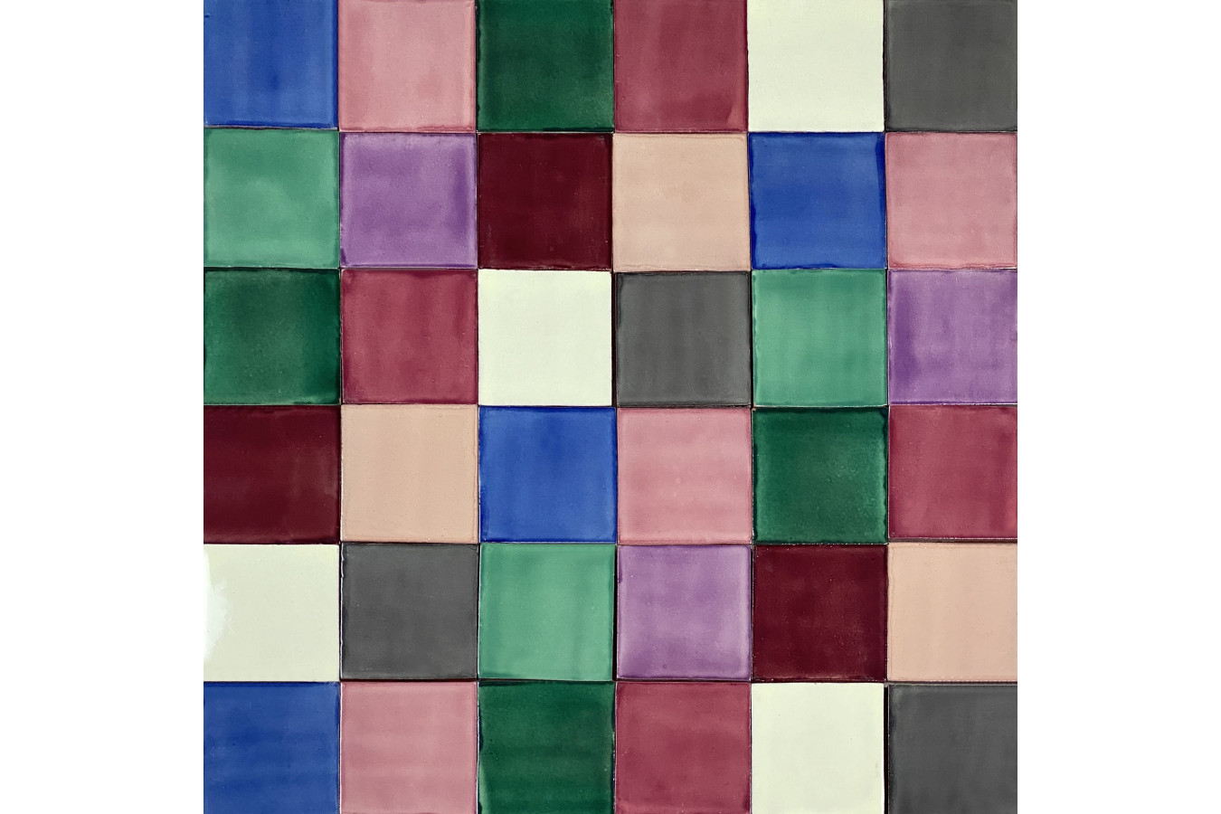 Ciruela - Patchwork aus einfarbigen Fliesen - 90 Stück. 1 m2