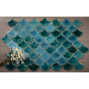 Fischschuppe - Fliesenset „Türkis-Grotte“ aus der Serie „Wasser“