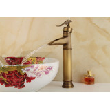 Eurico - Waschbecken Wasserhahn im Retro-Stil
