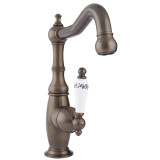 Sancho - Retro Wasserhahn aus Messing